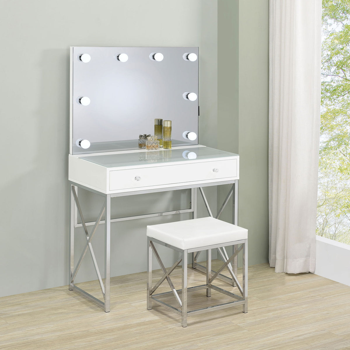 Hamlin - Makeup Vanity Table With Lighted Mirror And Padded Stool - White