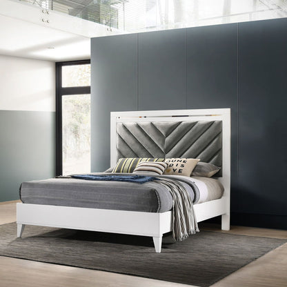 Chelsie - Queen Bed - Gray Fabric & White
