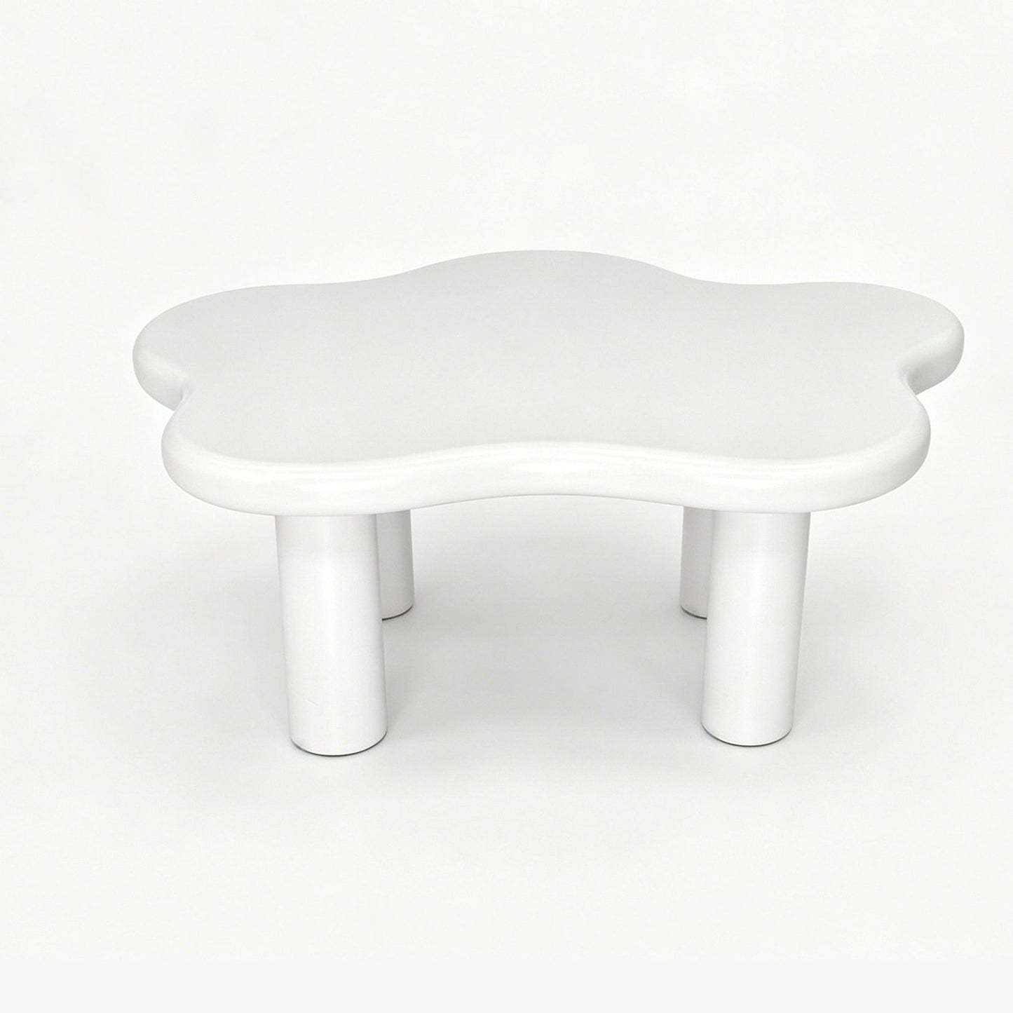 Cloud Shaped Coffee Table With 4 Round Legs