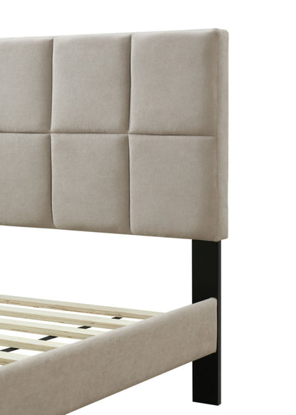 Full Sized Squares Bed In A Box With USB - Light Gray