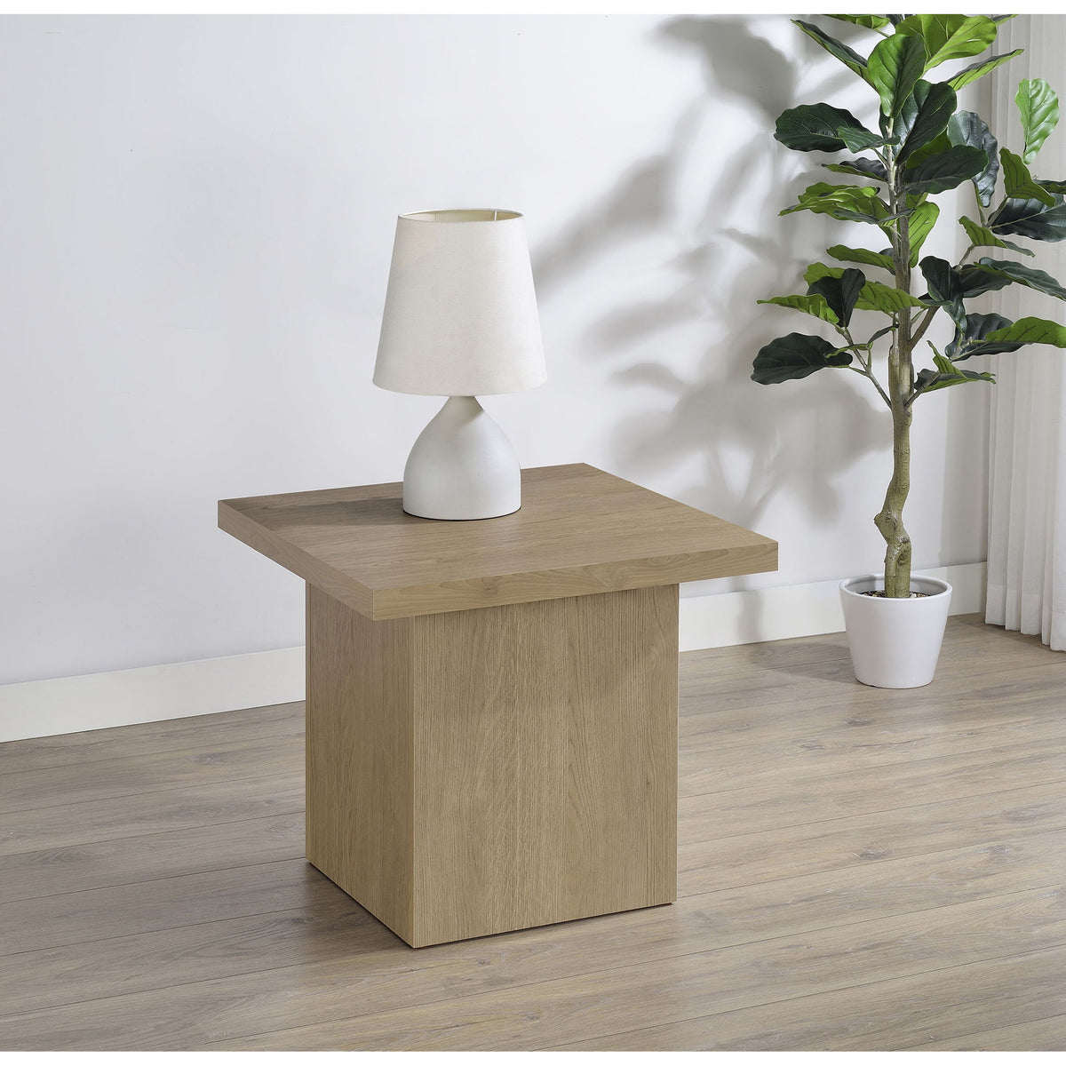 Eldridge - Table