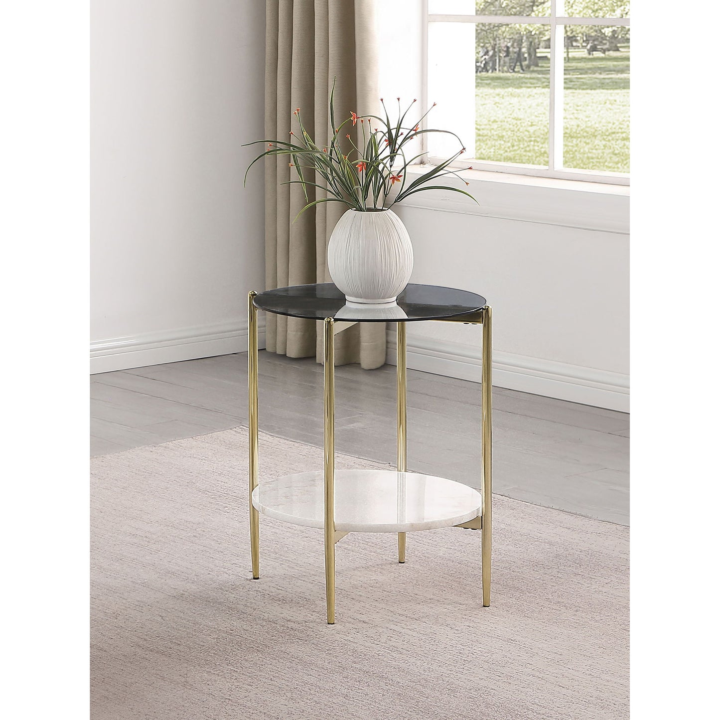 Jackel - Round Table