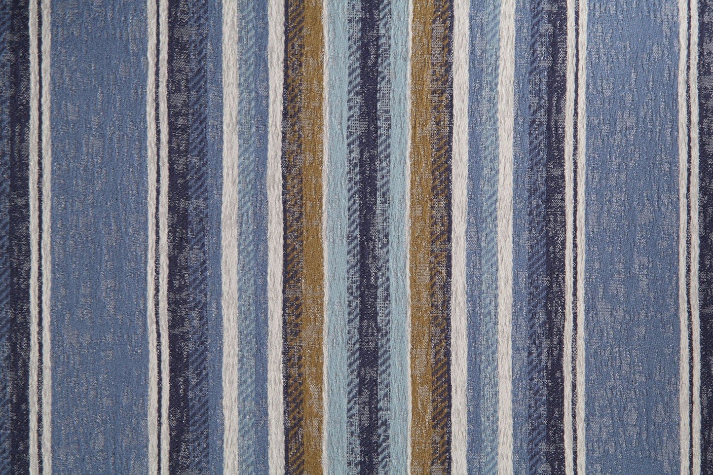 Ciddrenar - Chair With Pillow - Fabric & White