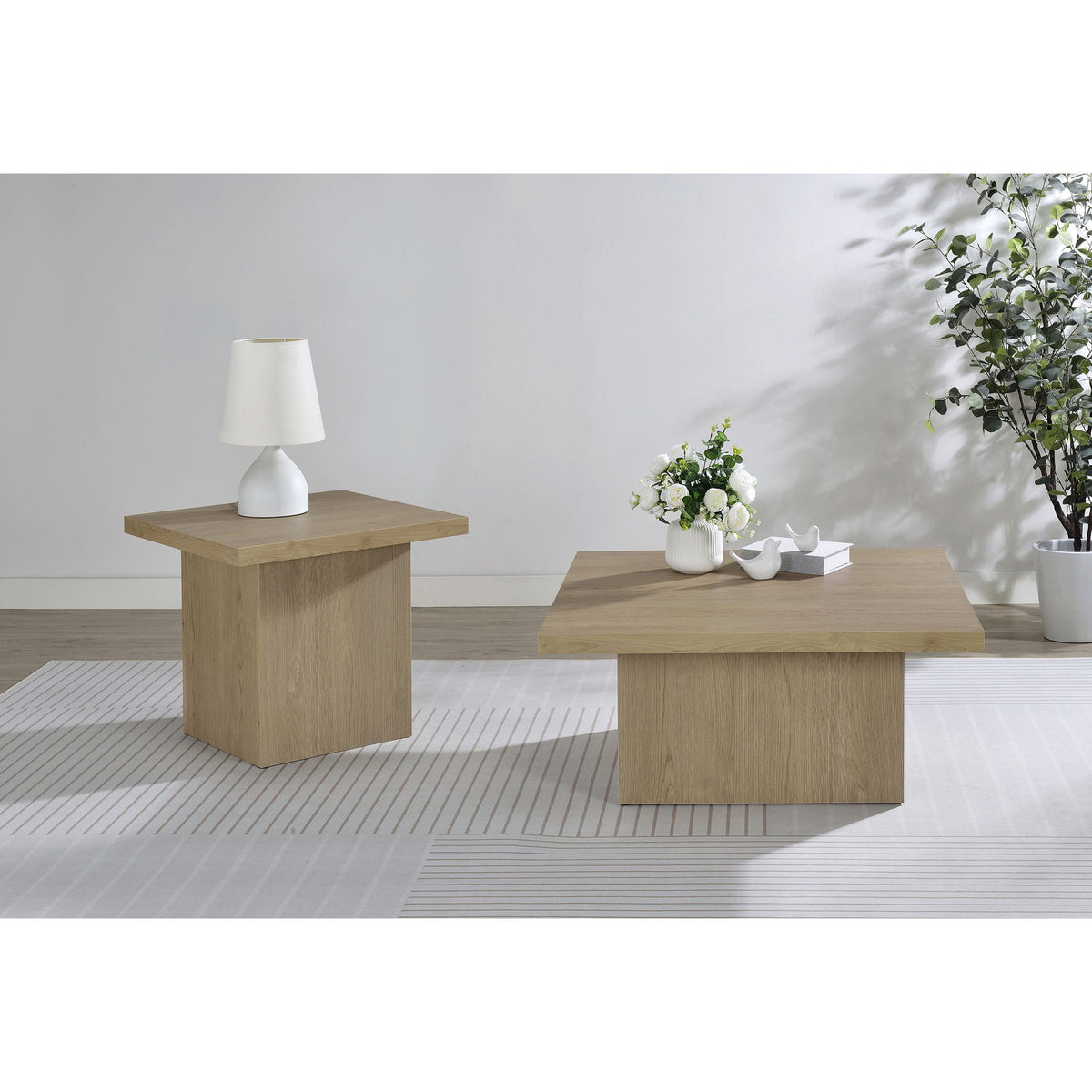 Eldridge - Coffee Table Set With Chunky Square Tops