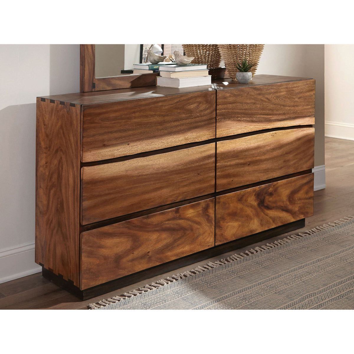 Beverly - 6 Drawer Dresser - Walnut