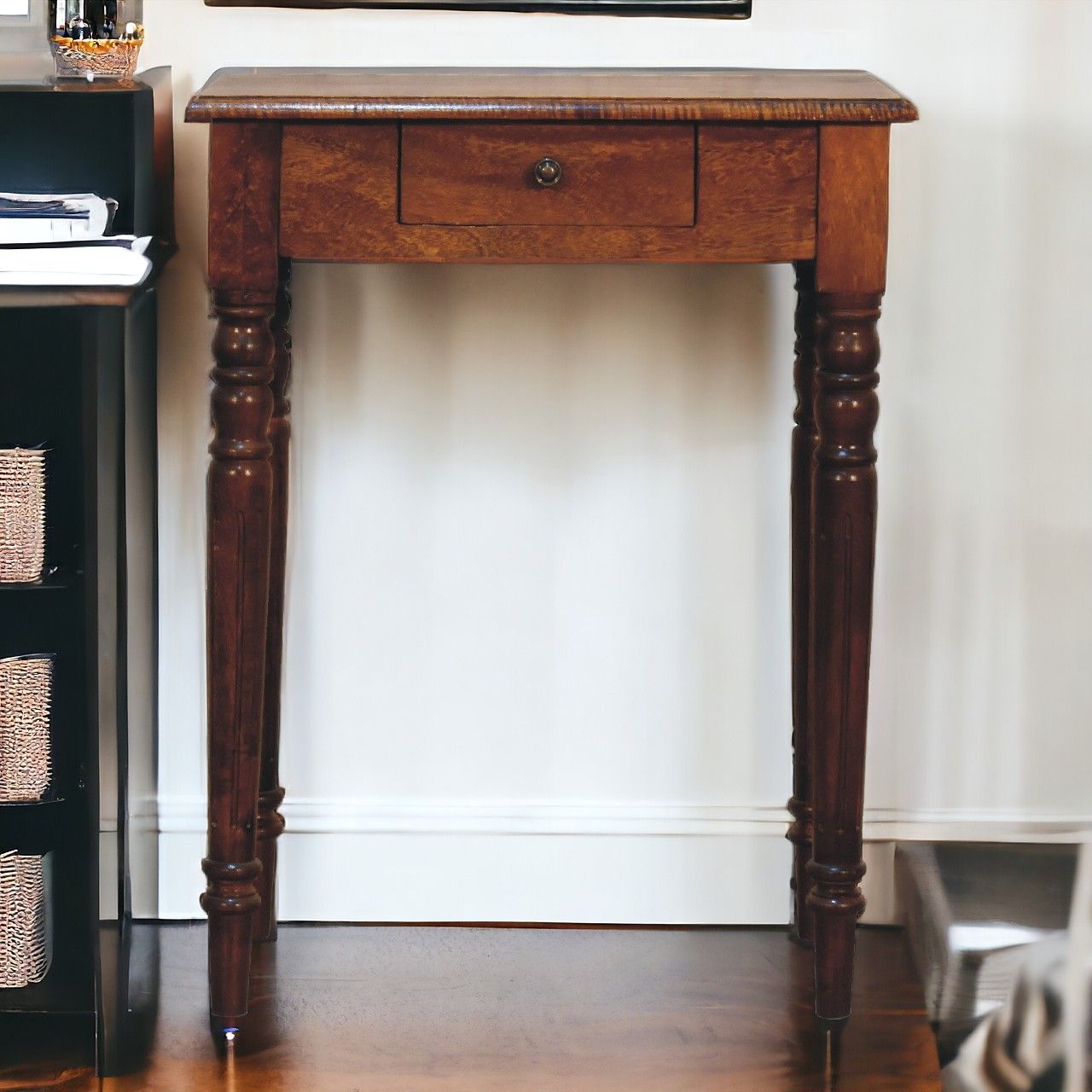 Turned Leg Writing Desk - Chestnut