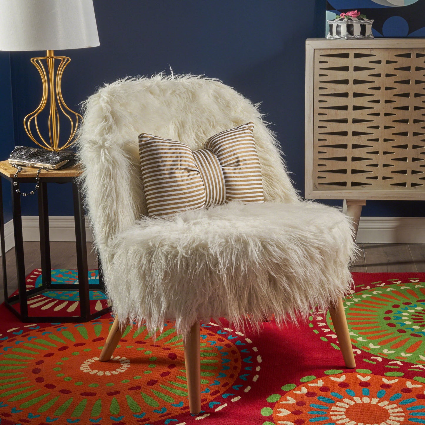 Modern Glam Club Chair With Shaggy Textures - White