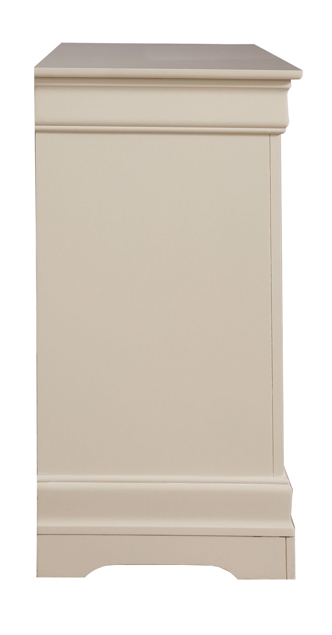 Elegant Traditional Storage Dresser