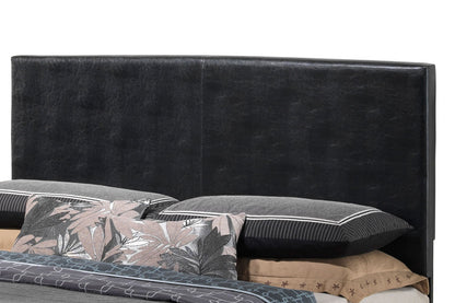 Elegant Platform Bed For Relaxed Spaces