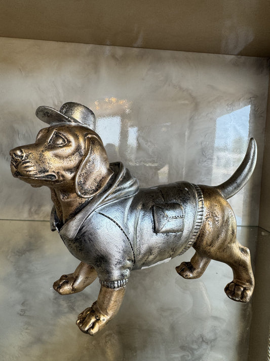 Dog sculpture