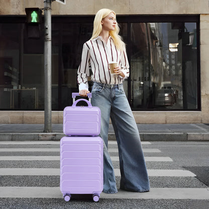 Spinner Luggage Set With Combination Lock