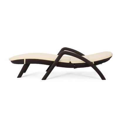 Mikael - Chaise Lounge With Cushion