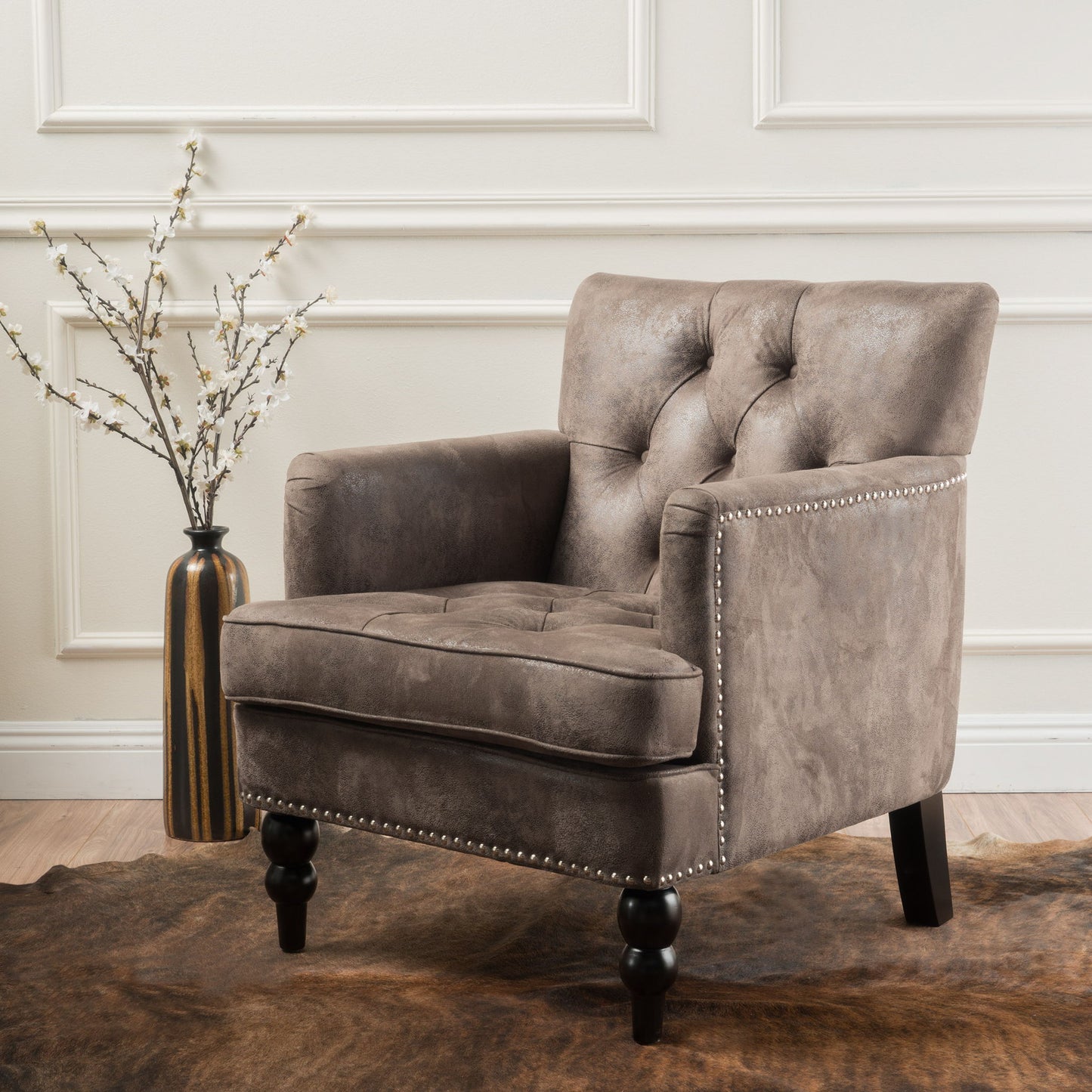 Vitality - Club Chair With Button Tufted Diamond Stitching And Turned Legs