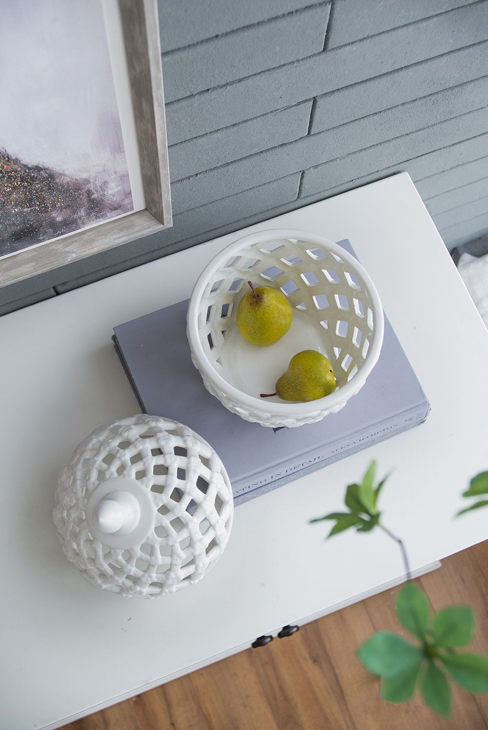 Ballas - Bird Lidded Jar - White