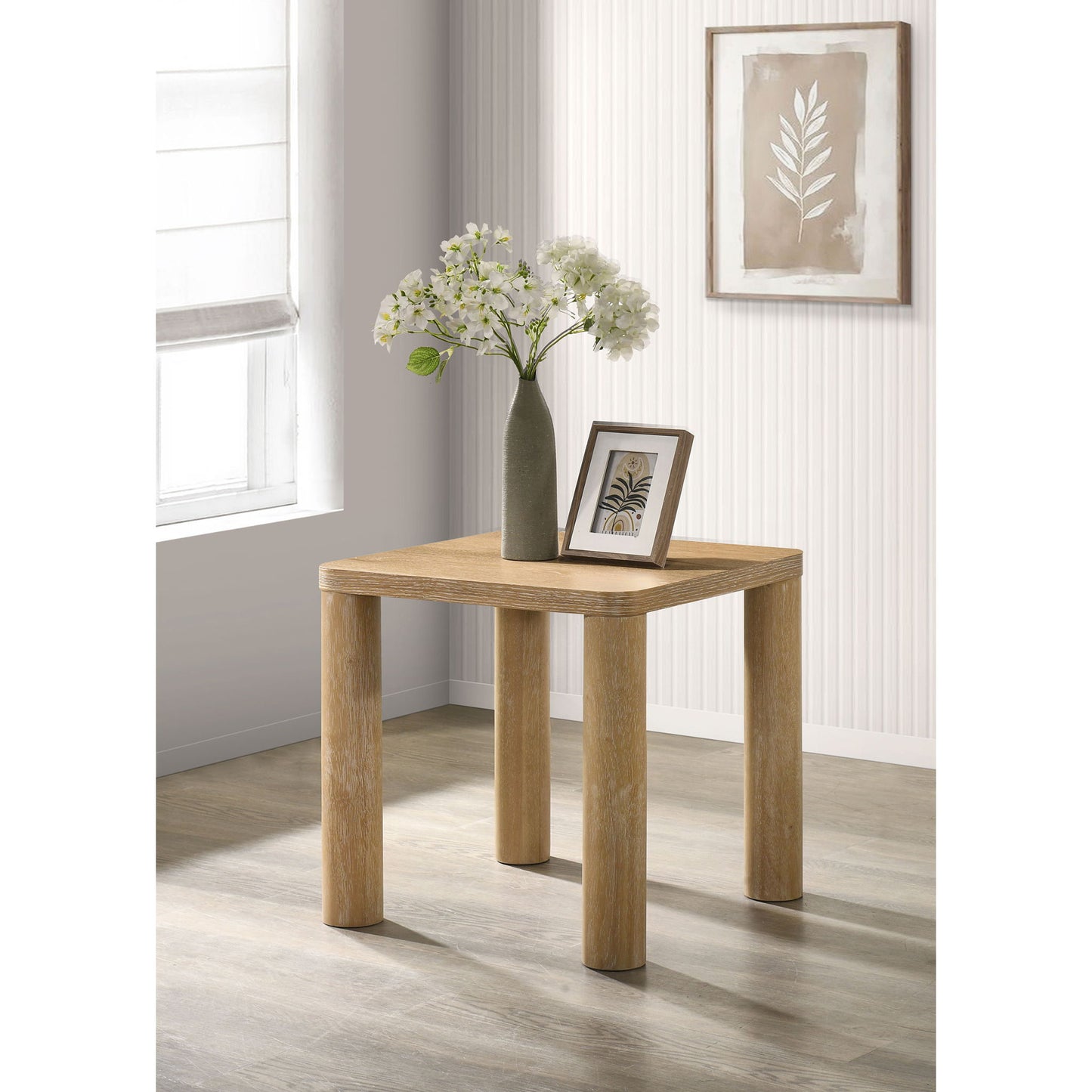 Bryant - Table With Cylindrical Legs