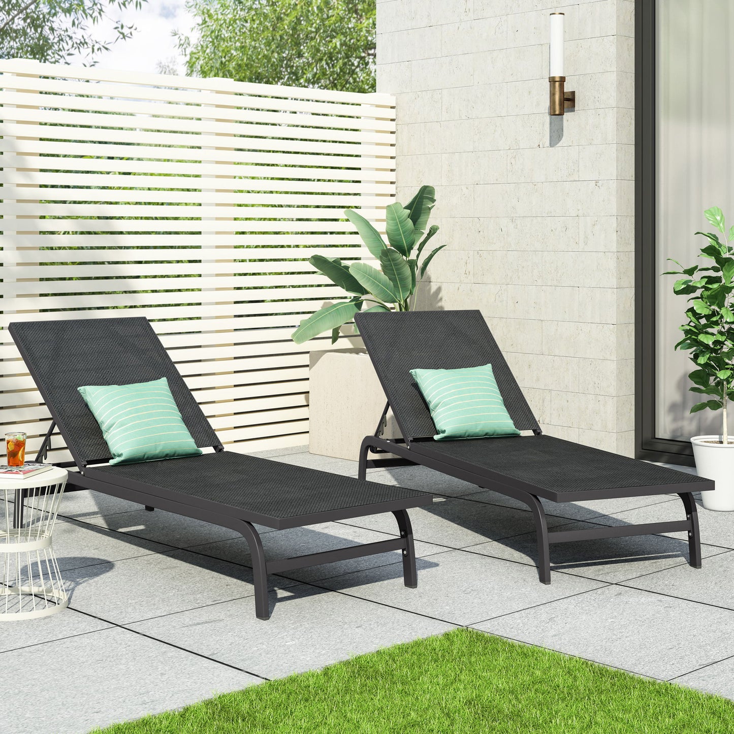 Finn - Contemporary Chaise Lounge For Outdoor Relaxation