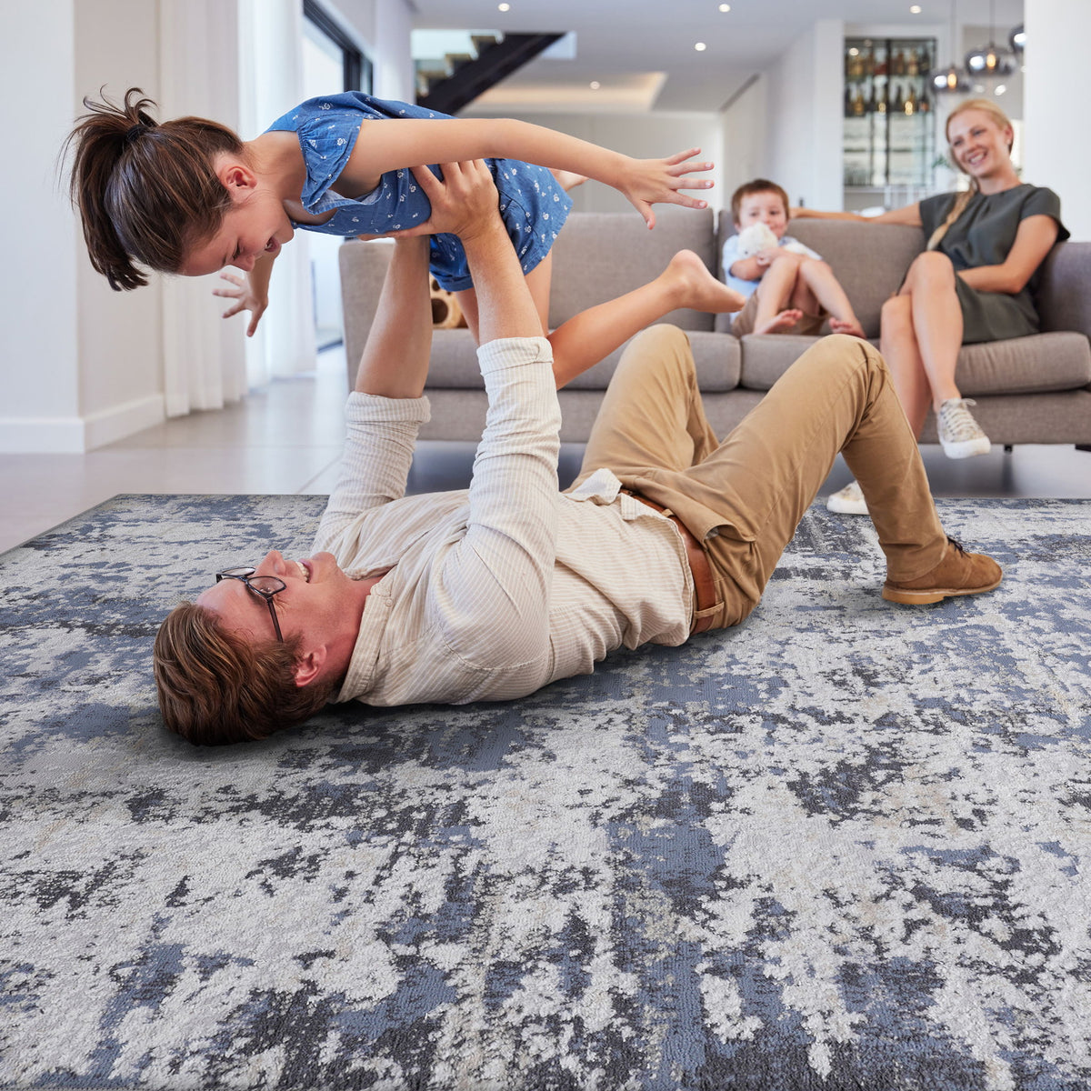 Payas - 6' X 9' Abstract Area Rug - Gray