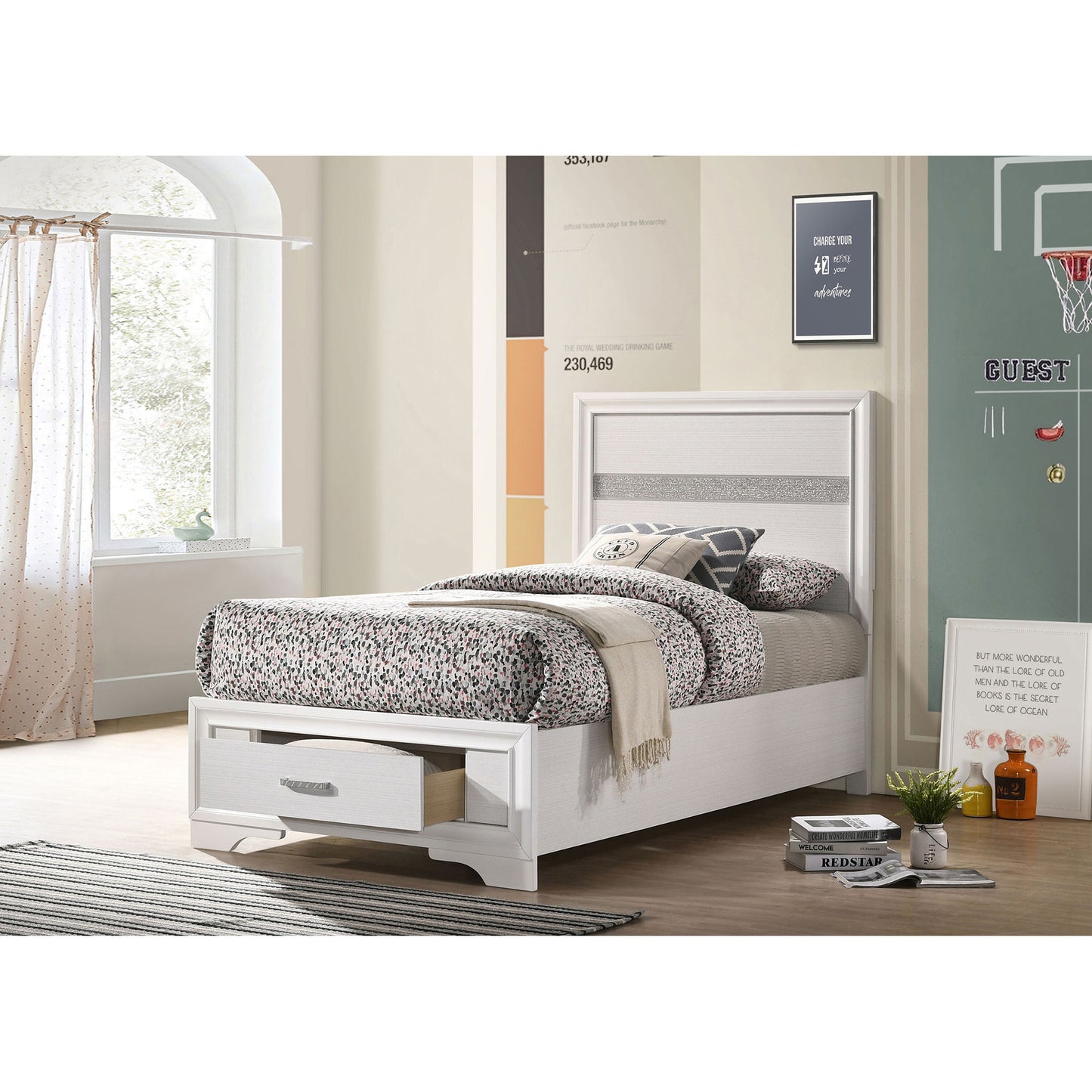 Urbana - Storage Panel Bed