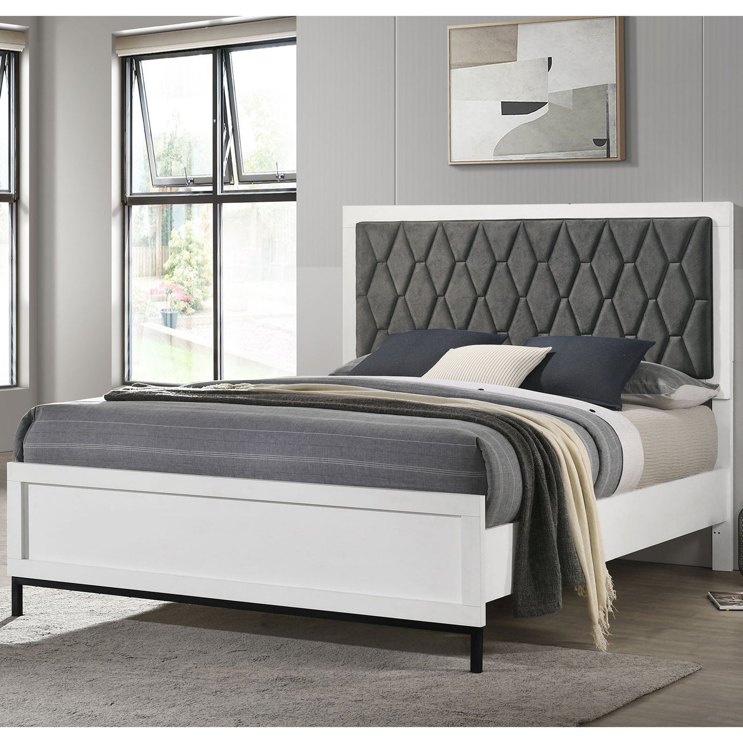 Taraval - Queen Upholstered Panel Bed - White